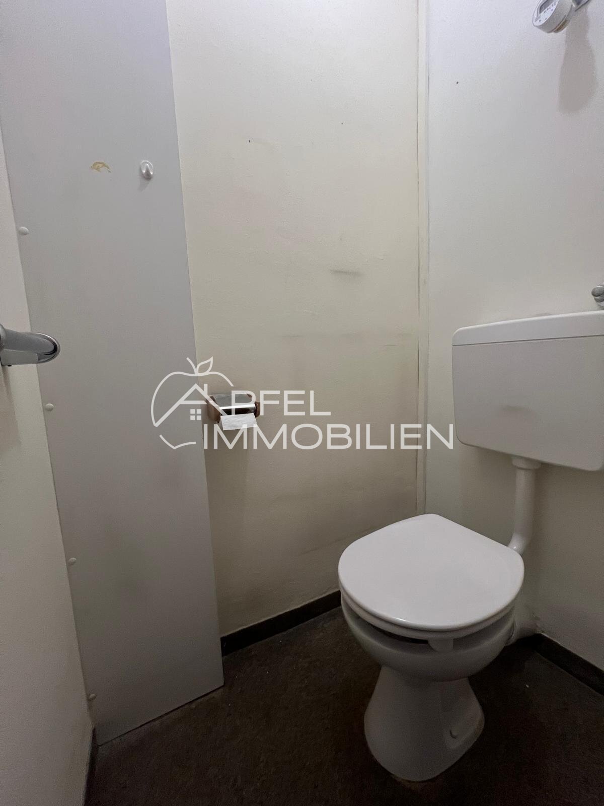 WC WC