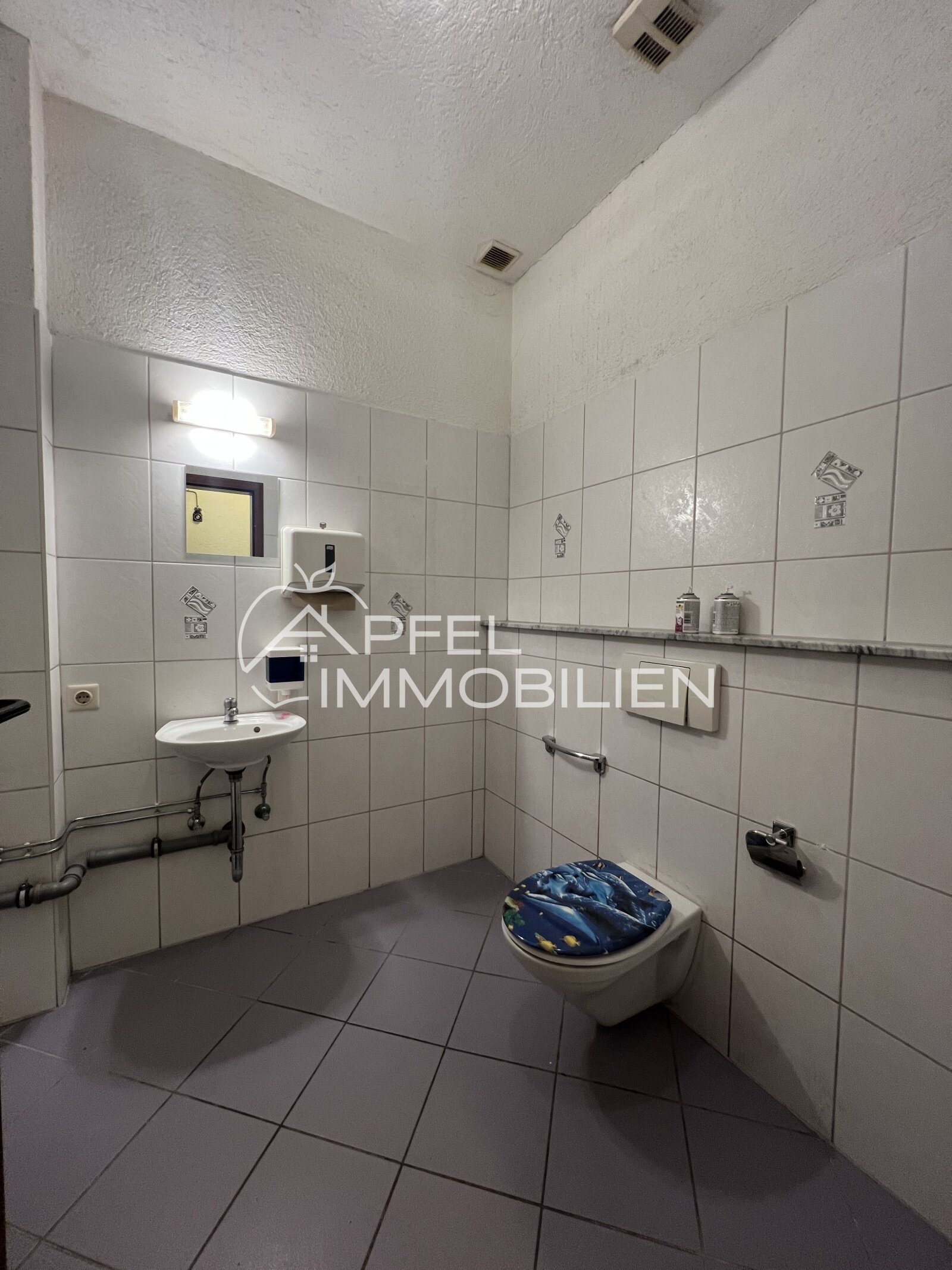WC.